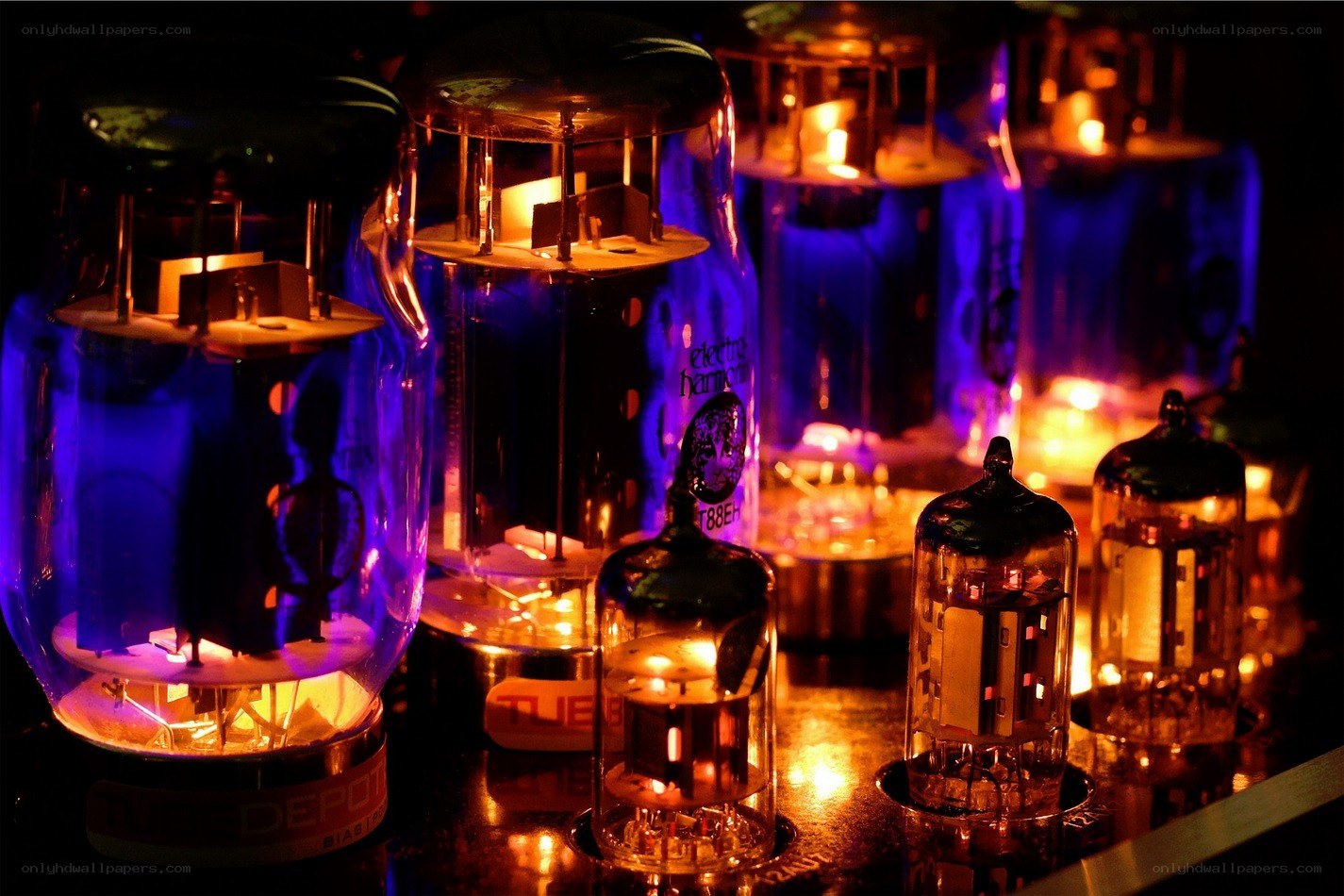 Glowing vacuum tubes in a circuit