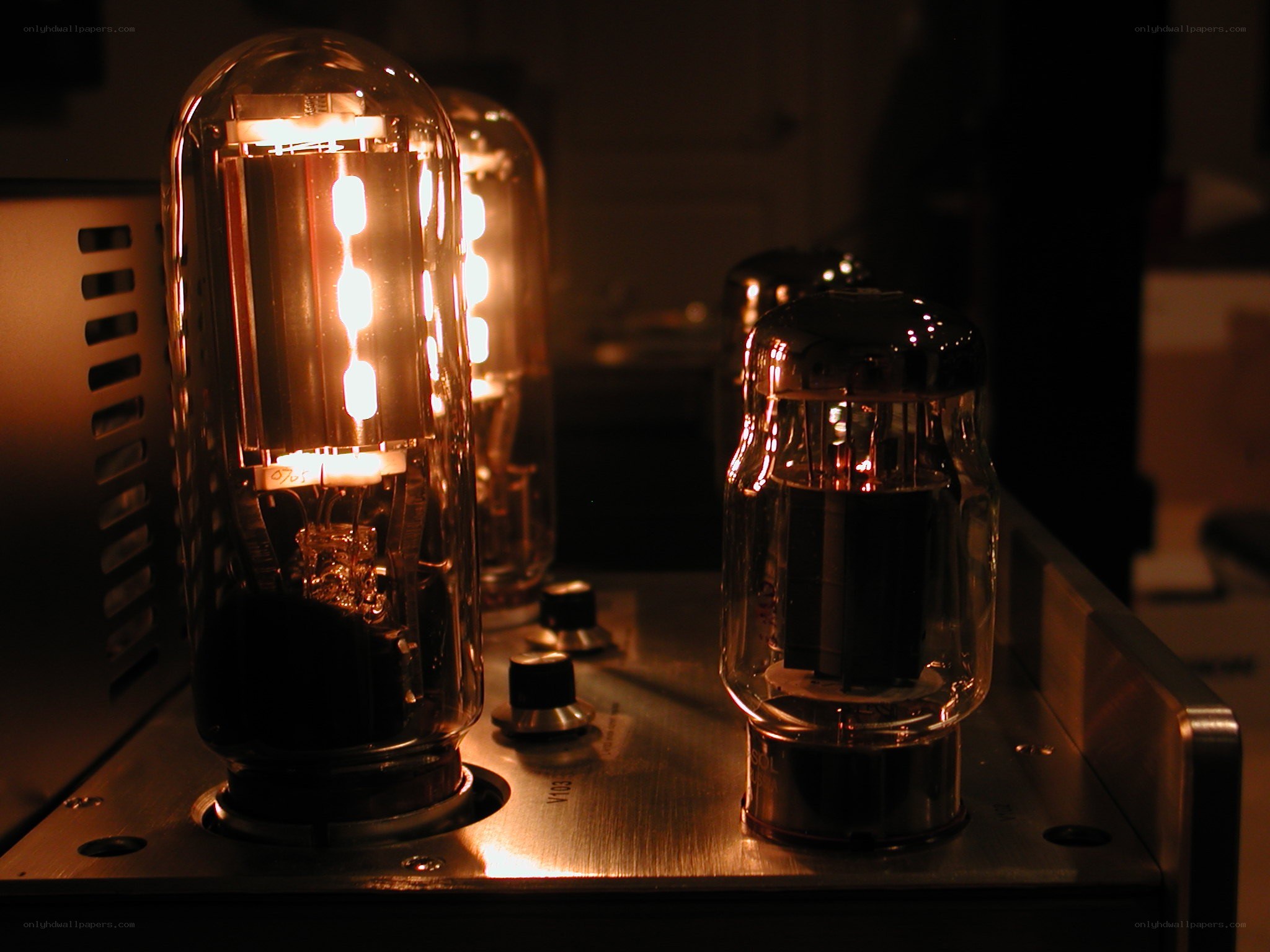 glowing vacuum tubes in amplifier