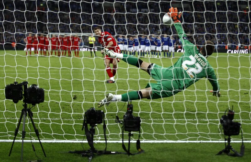 Goalkeeper Catching Ball — Green, Dramatic