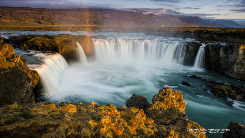 Godafoss Falls