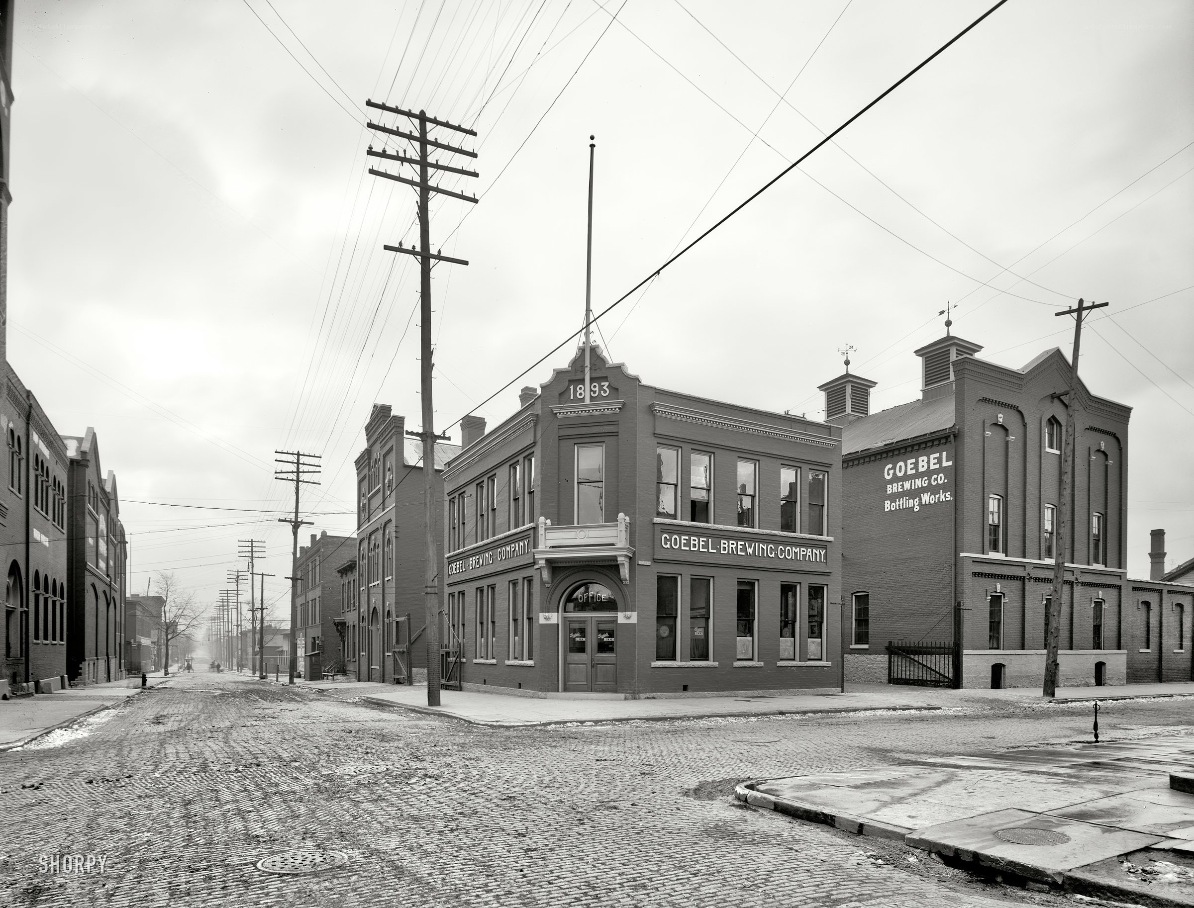 Goebel Brewing Company building