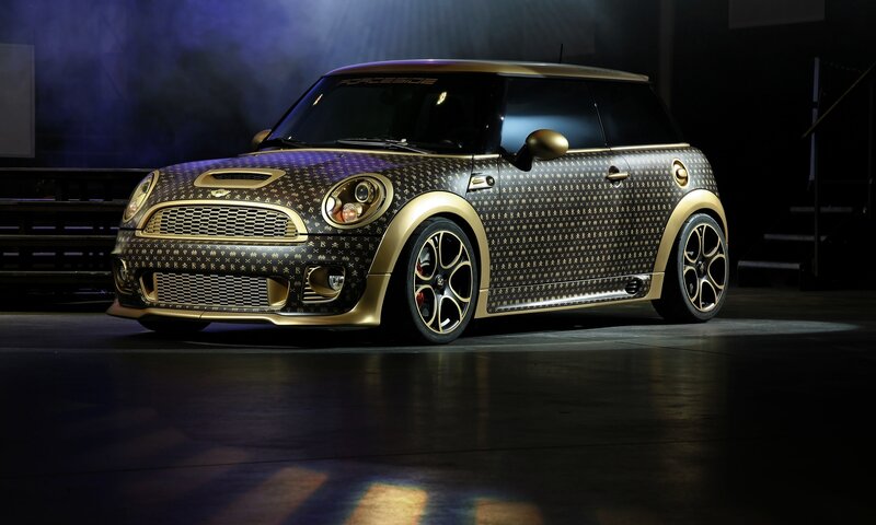 gold and black mini cooper