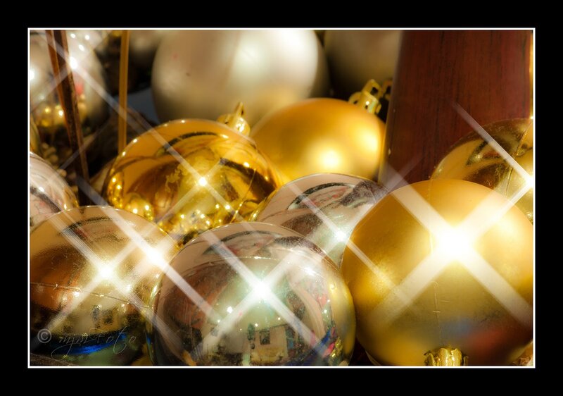 Gold and Silver Ornaments — Festive, Photograph
