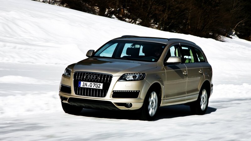 Gold Audi Suv — Silver