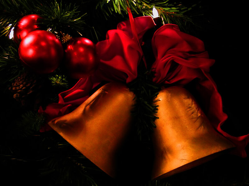 Gold Bells on Tree — Red, Festive