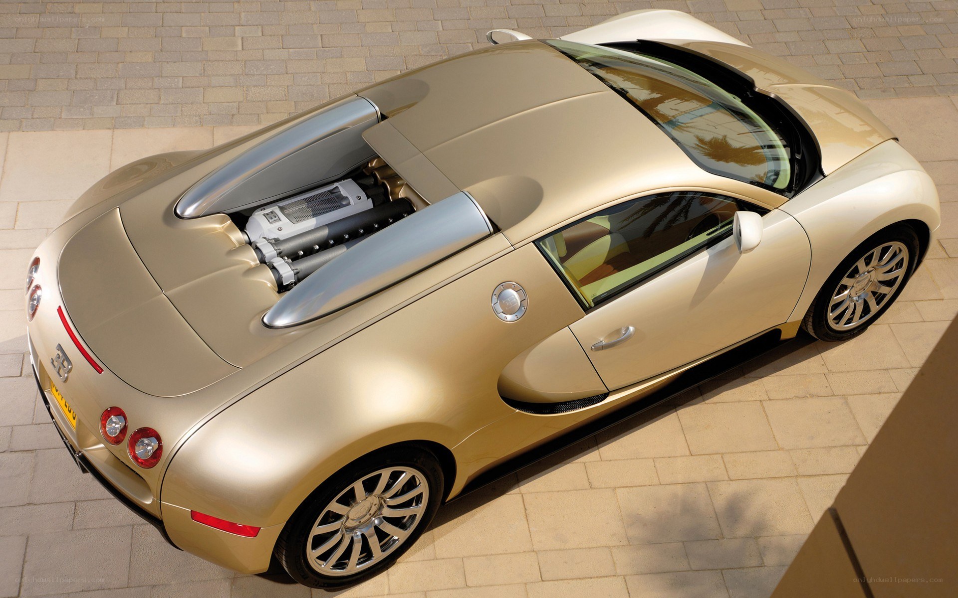 gold bugatti veyron
