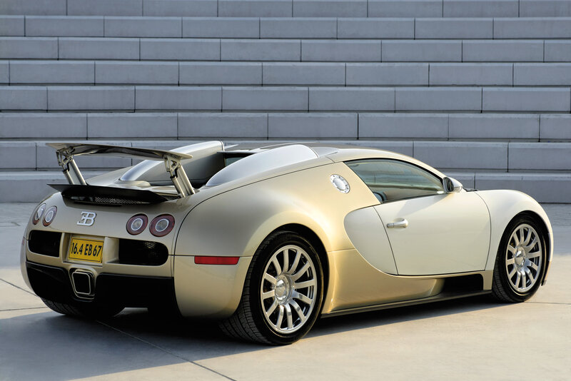 Gold Bugatti Veyron