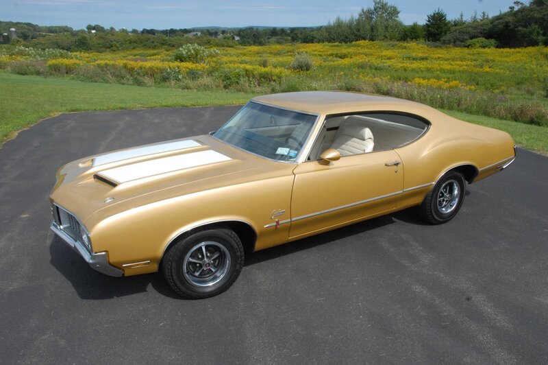 Gold Classic Car — Serene, Afternoon