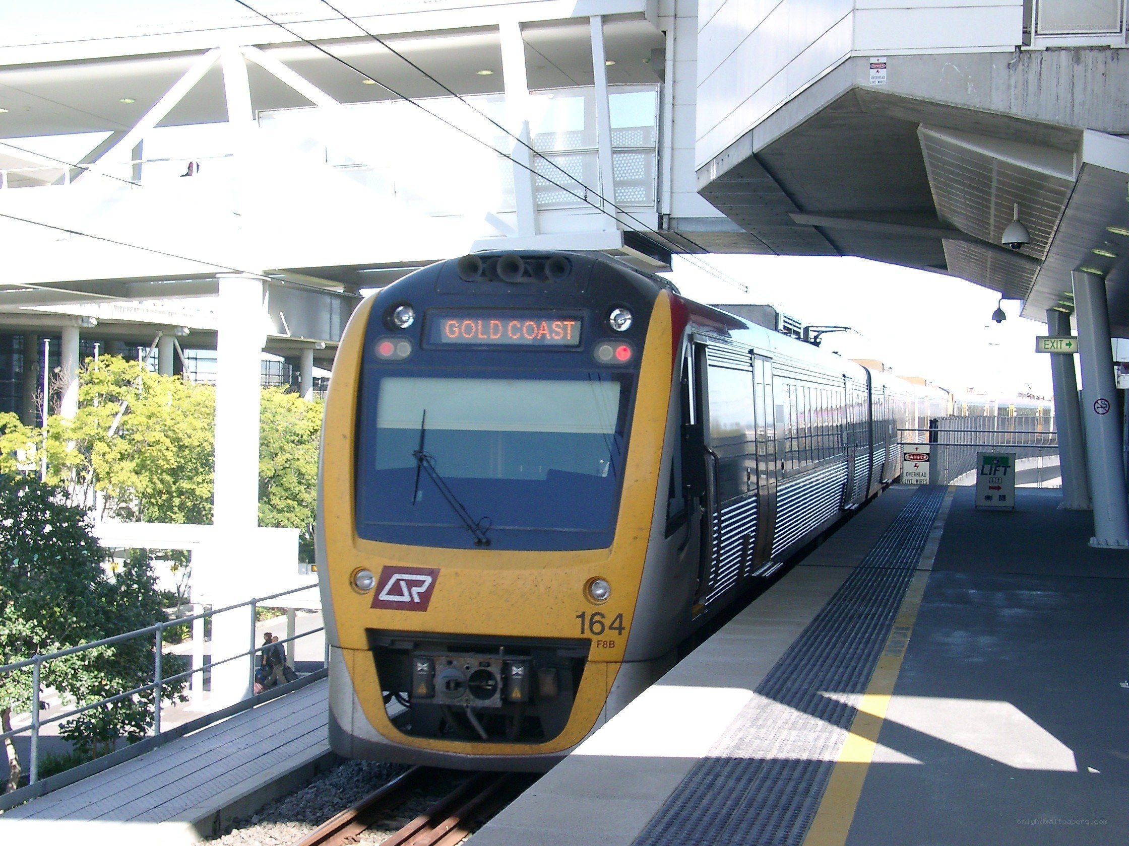 Gold Coast train at station