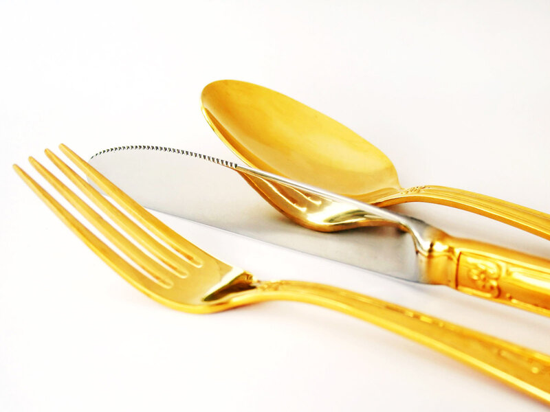 Gold-colored Cutlery Set