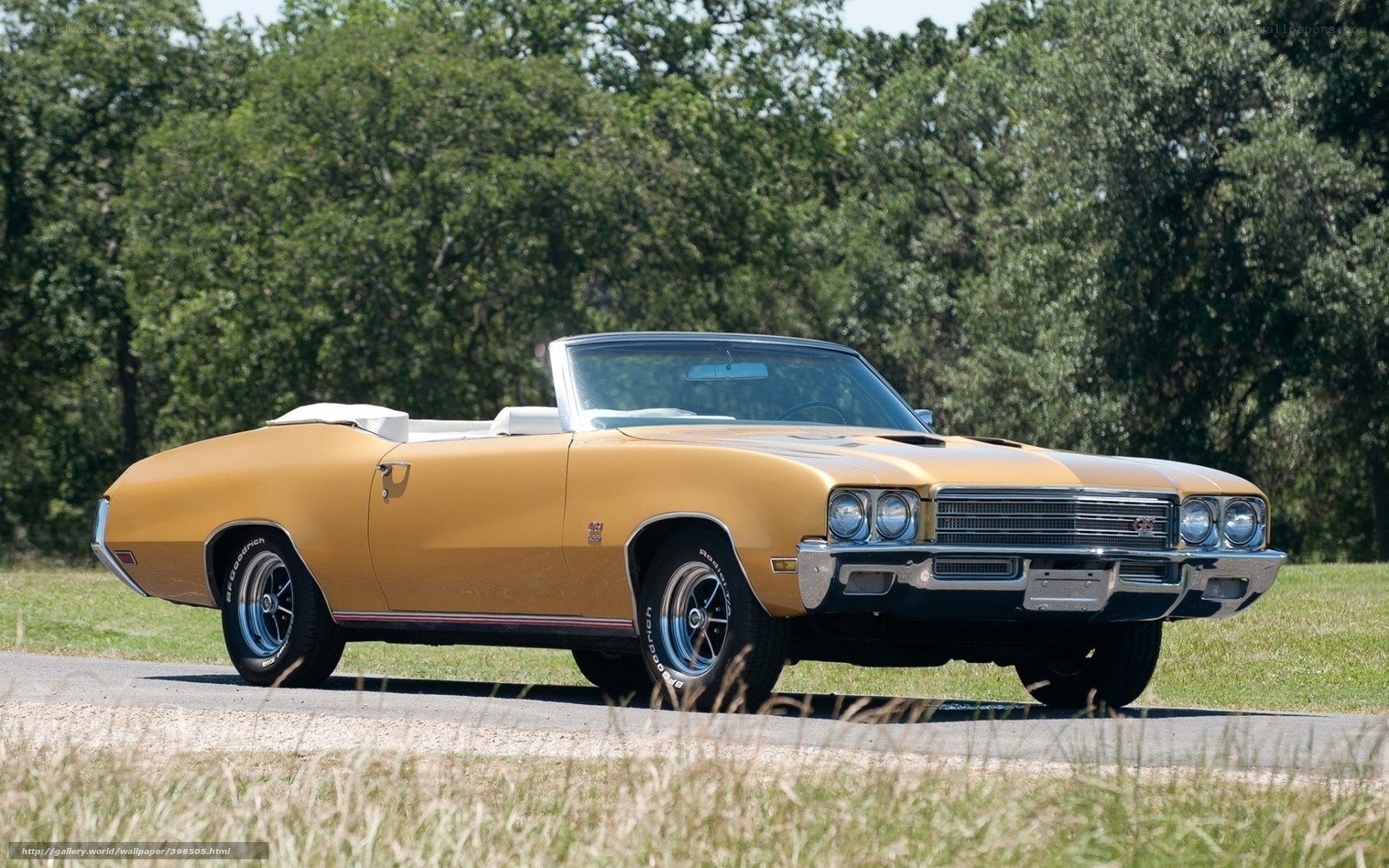 Gold convertible muscle car