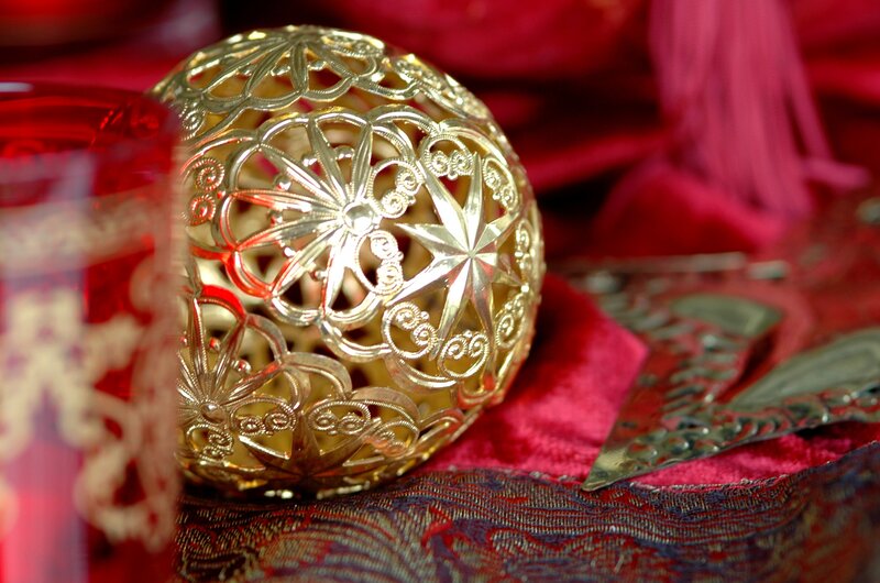 Gold Filigree Ornament