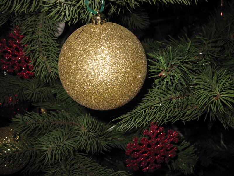 Gold Glitter Ornament — Green