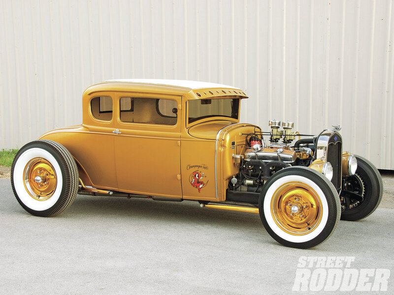 Gold Hot Rod Car — Showcase, Photograph