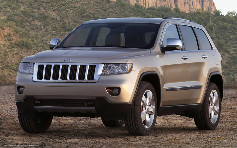 Gold Jeep Grand Cherokee