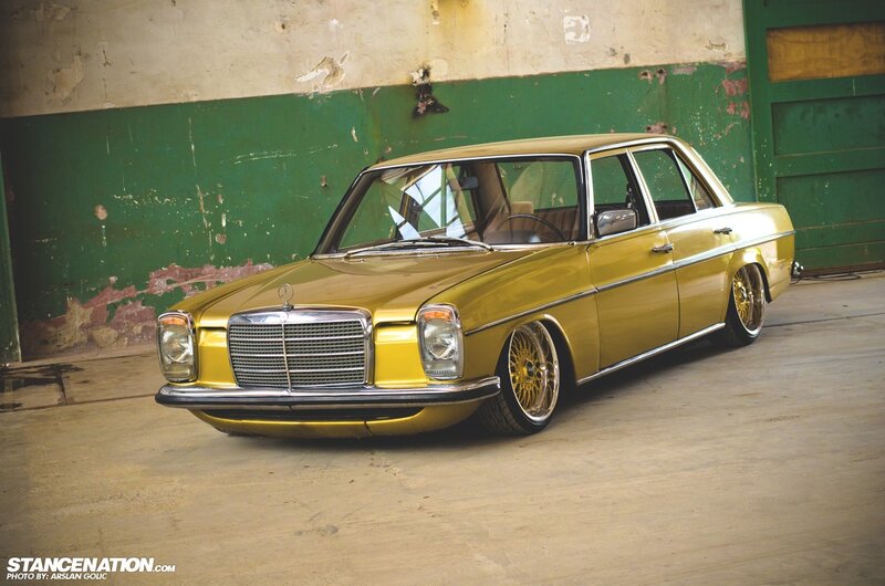 Gold Mercedes-Benz W114