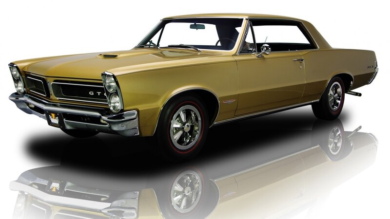 Gold Muscle Car — Neutral, Photograph
