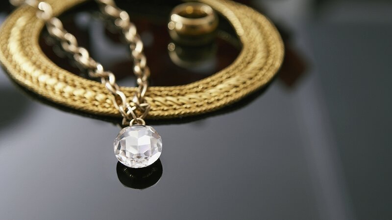 Gold Necklace with Crystal Pendant — Dramatic