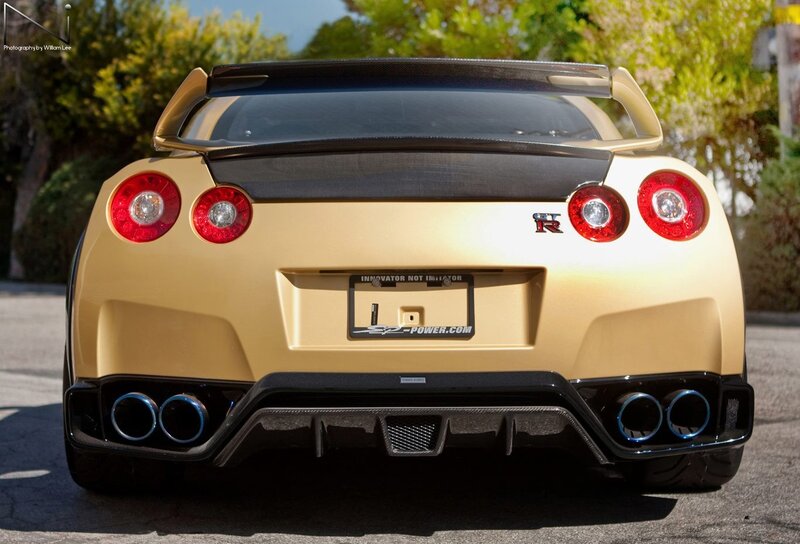 gold nissan gt-r rear view