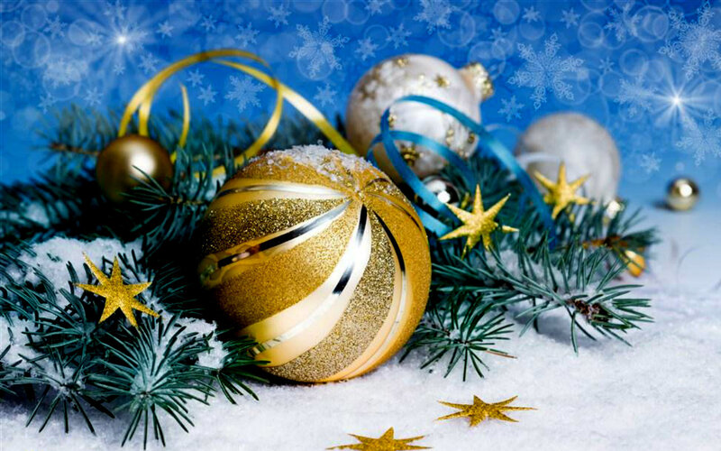 Gold Ornament on Snow — Blue, Festive