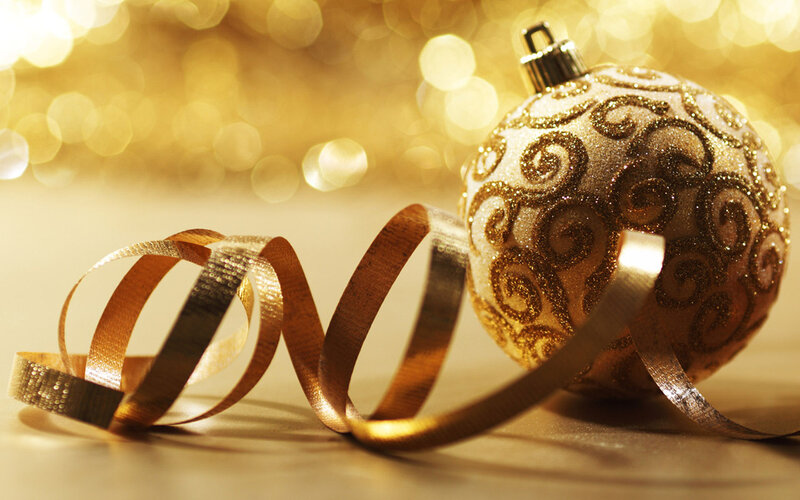 Gold Ornament with Ribbon — Festive, Winter