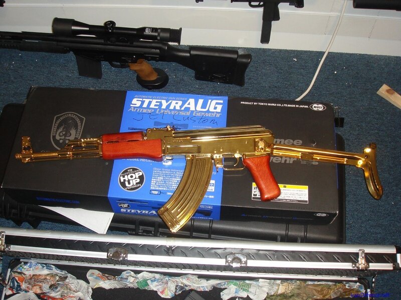 Gold-plated Airsoft Rifle