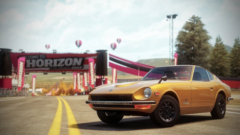 Gold Sports Car — Competitive