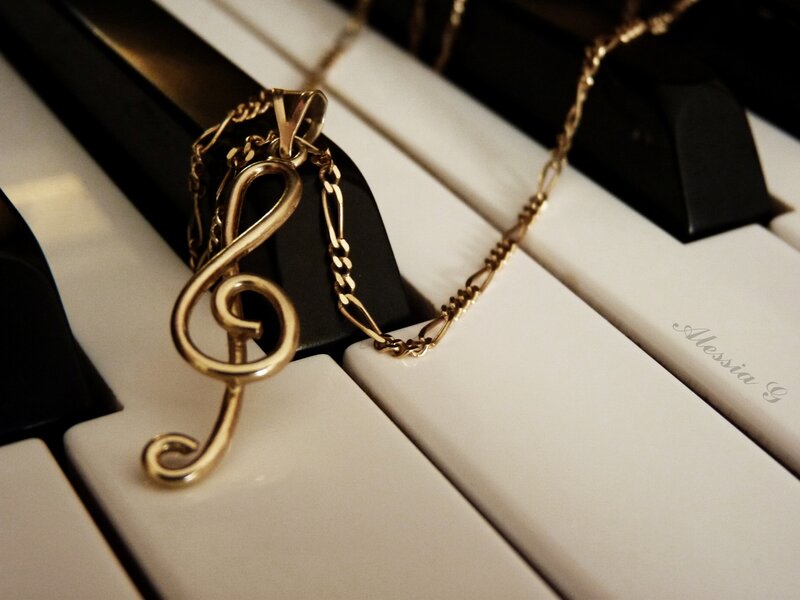 Gold Treble Clef Pendant