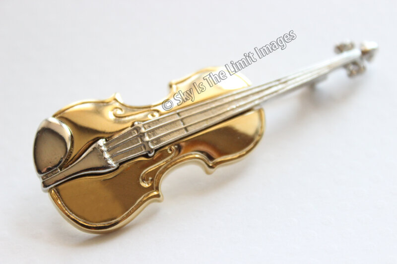 Gold Violin Brooch
