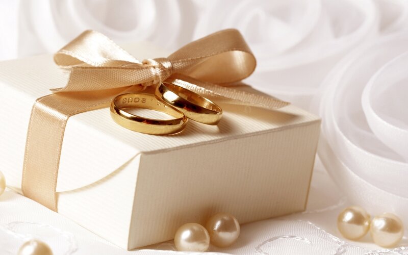 Gold Wedding Rings — White, Elegant