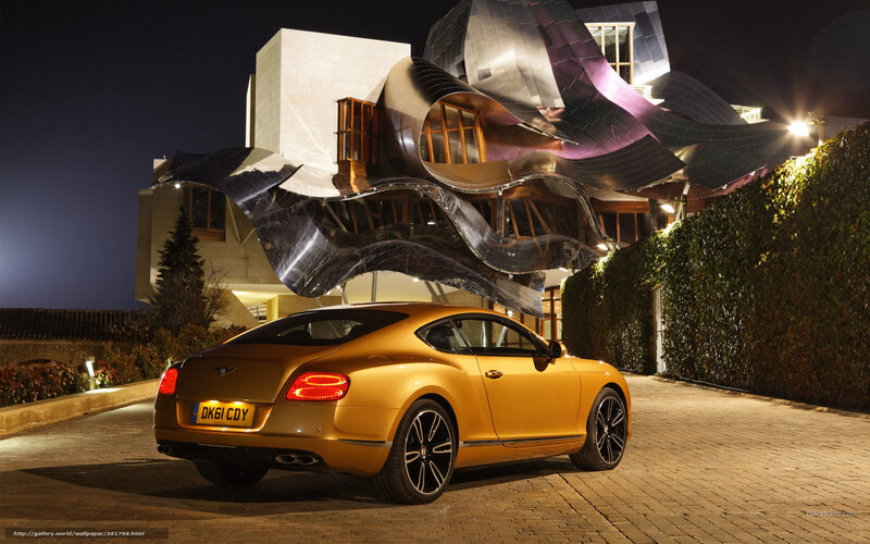 Golden Bentley Car — Gold, Dramatic