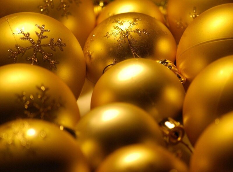 golden christmas ornaments
