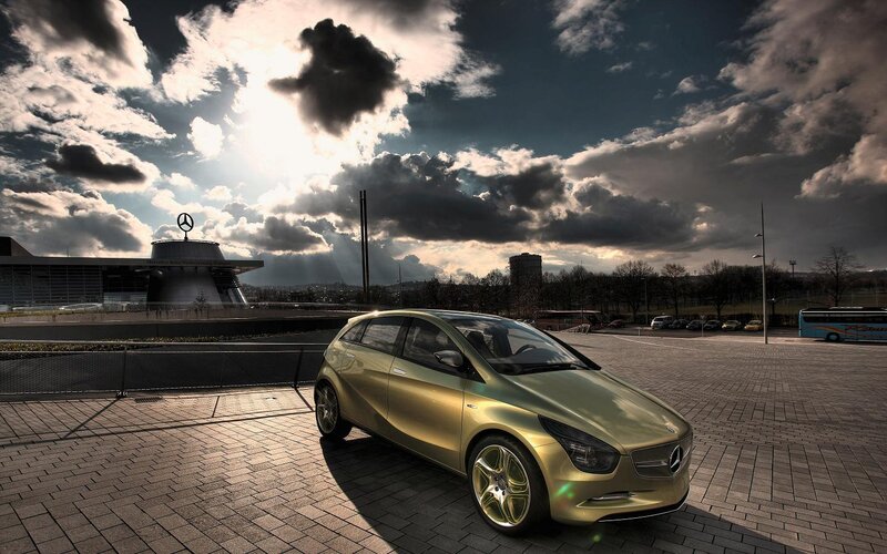 Golden Concept Car — Gold, Dramatic