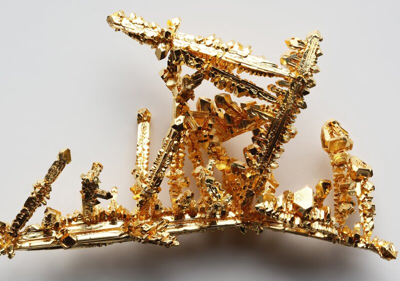 Golden Crystal Structure — Gold