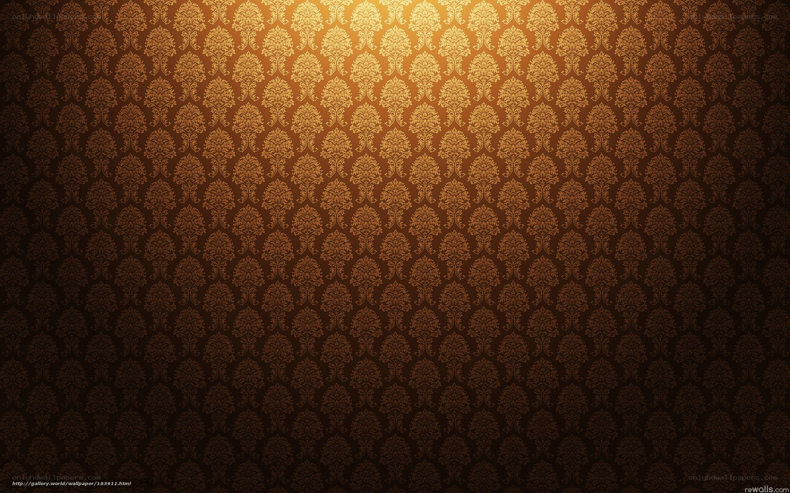 golden damask pattern wallpaper