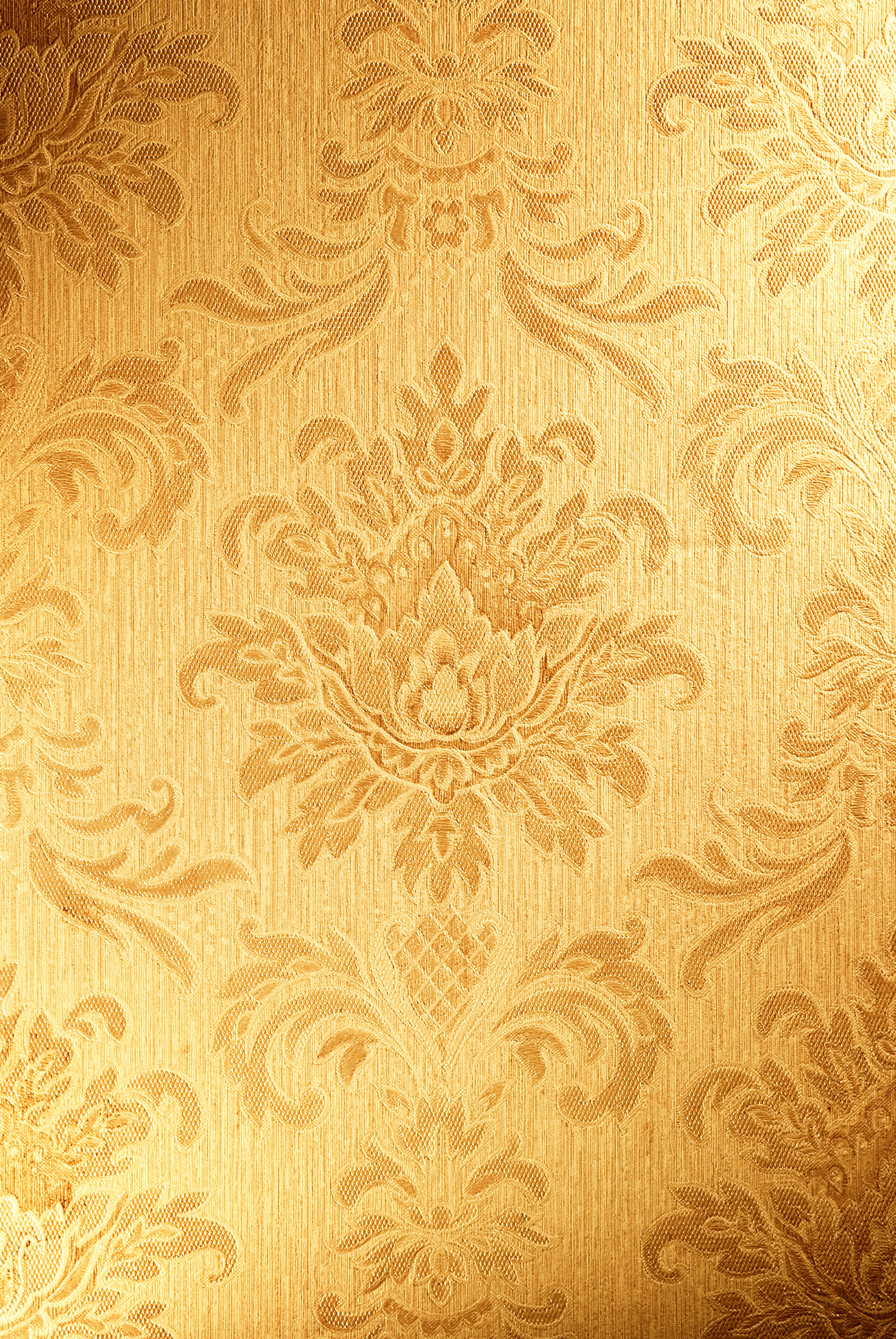 golden damask wallpaper pattern