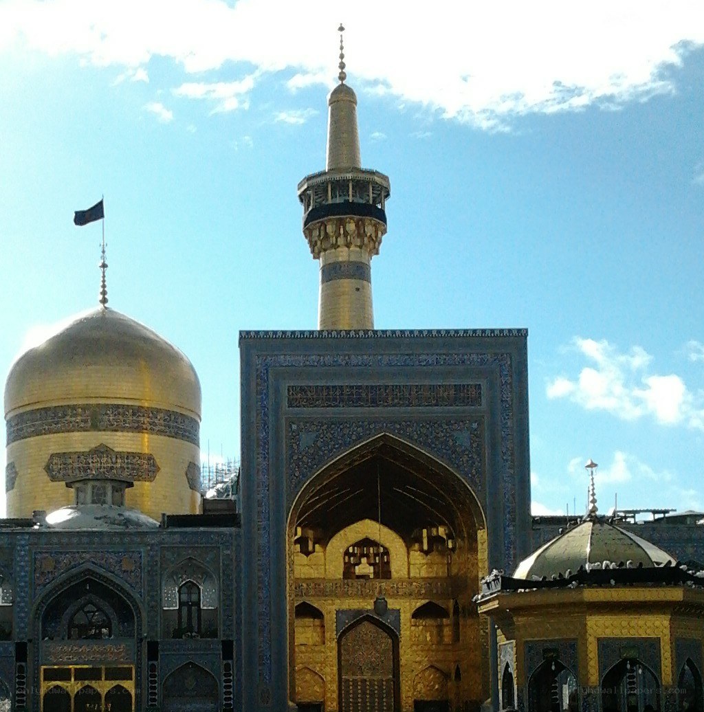 Golden domes and minaret