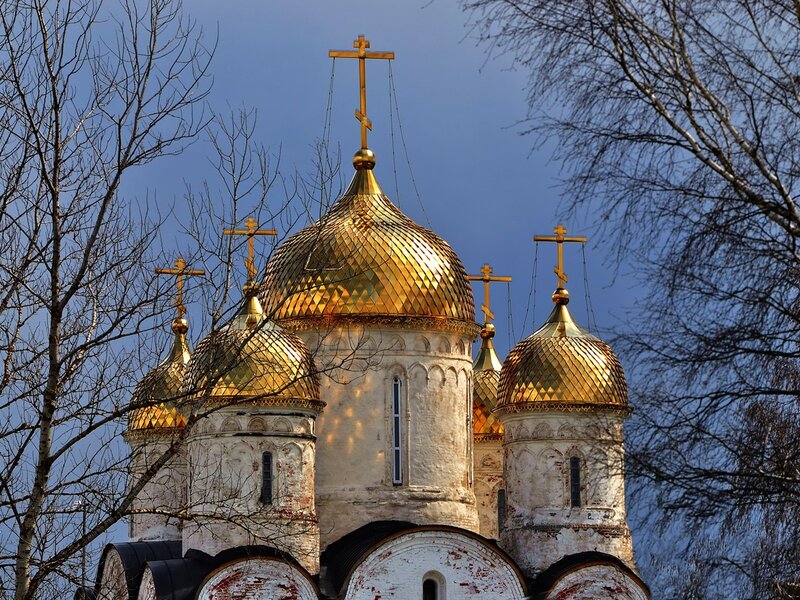 Golden Domes of Church — Gold, Serene