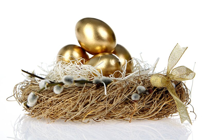 Golden Eggs in Nest — Gold, Festive, Spring