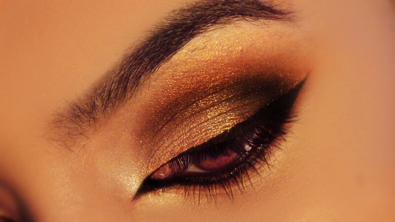 golden eye makeup close-up