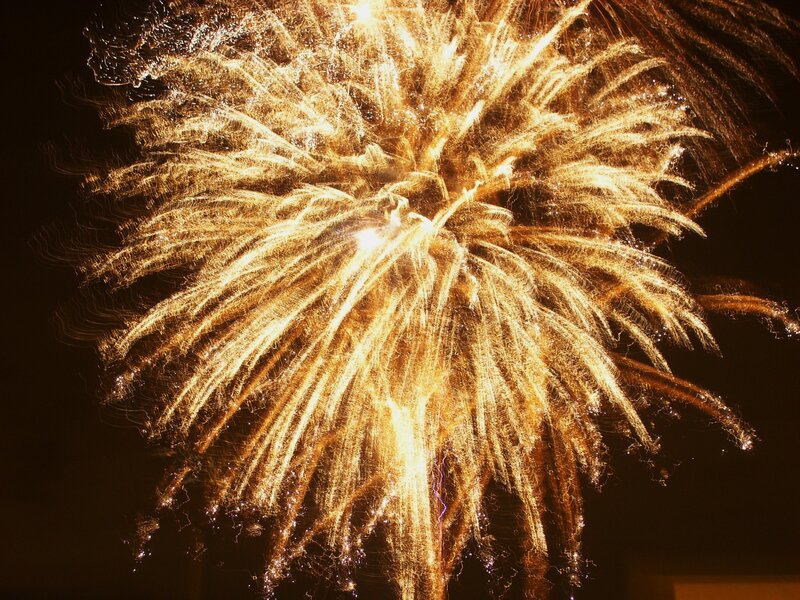 Golden Firework Burst — Gold, Dramatic