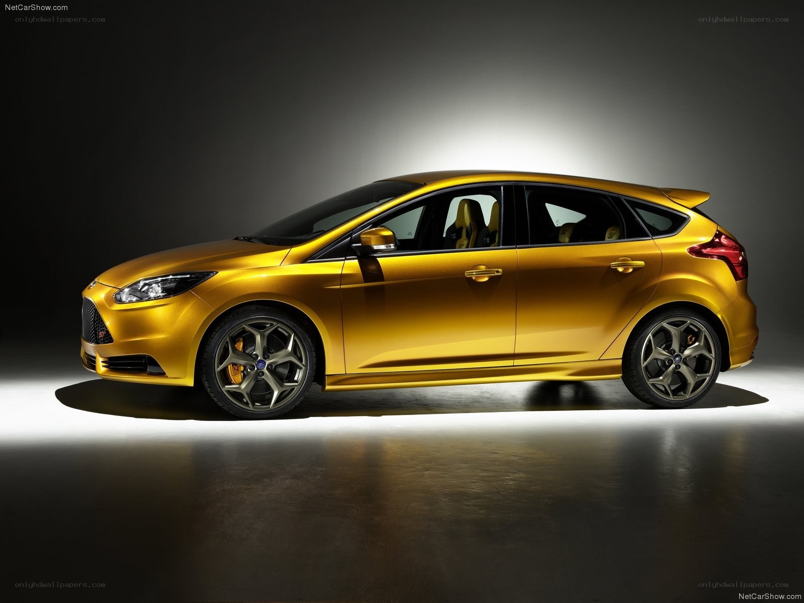 golden ford focus st