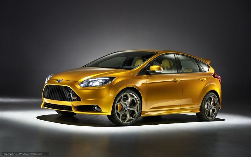 Golden Ford Focus St — Gold, Dramatic