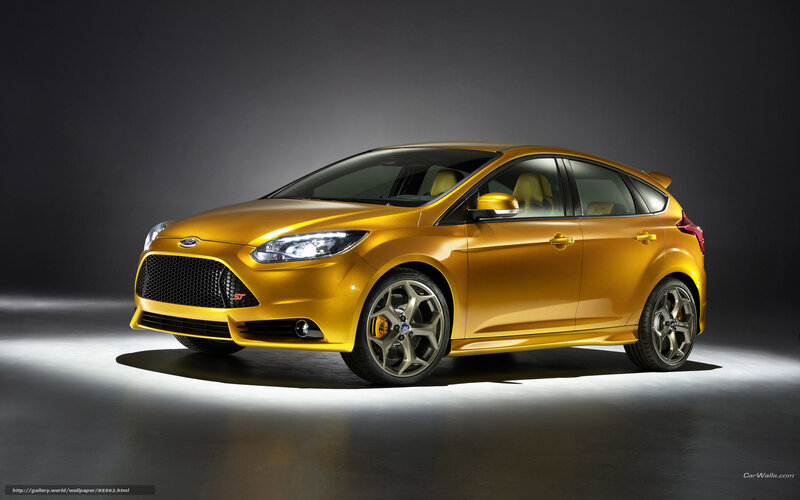 Golden Ford Focus ST