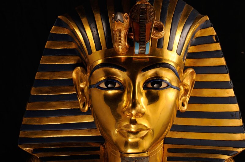 Golden Funerary Mask — Gold, Dramatic, Photograph, Cobra