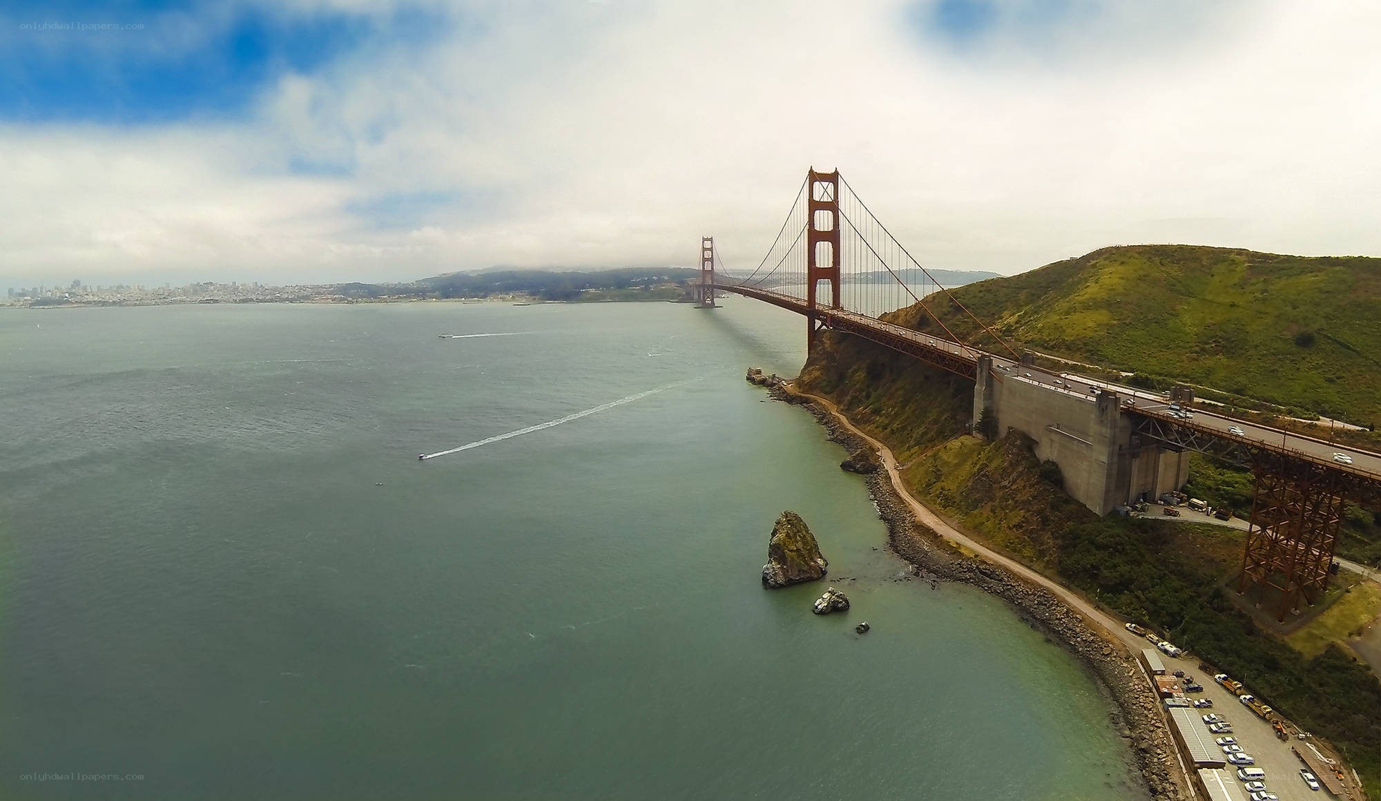 Golden Gate Bridge aerial view