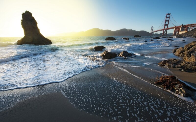 Golden Gate Bridge at Beach — Blue, Serene