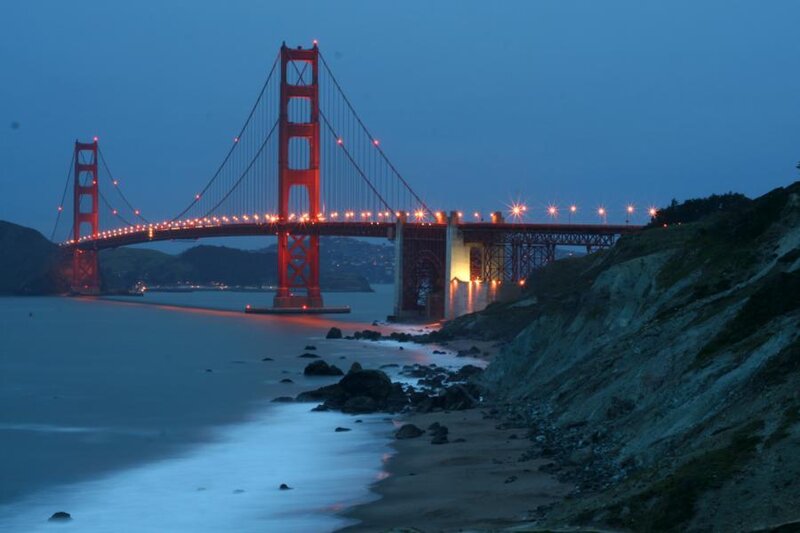 Golden Gate Bridge at dusk