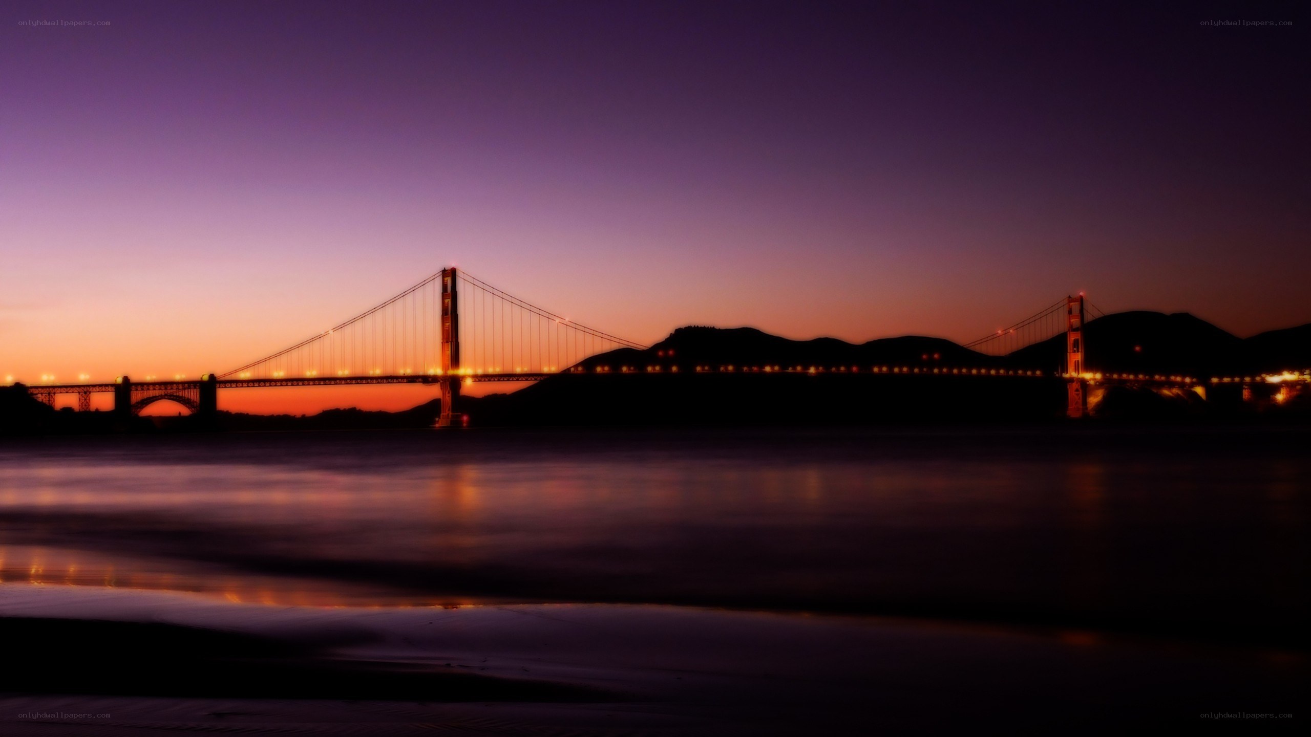 Golden Gate Bridge at dusk