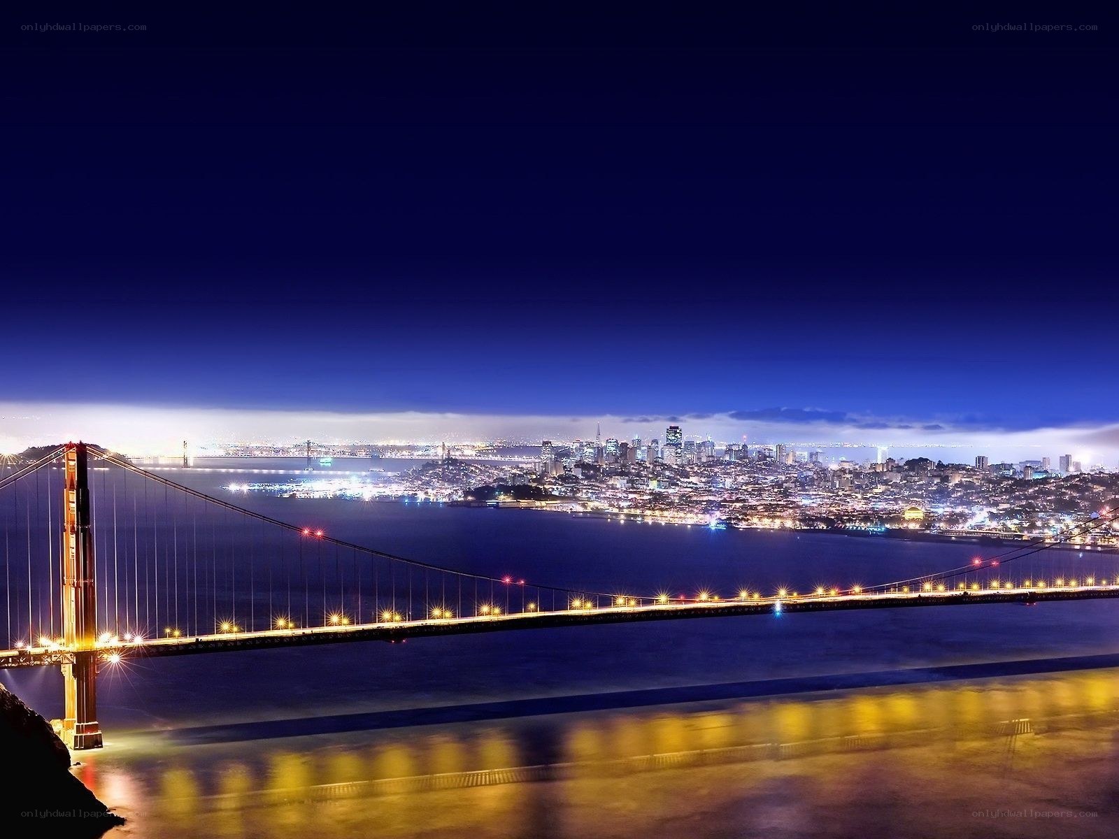 Golden Gate Bridge at night